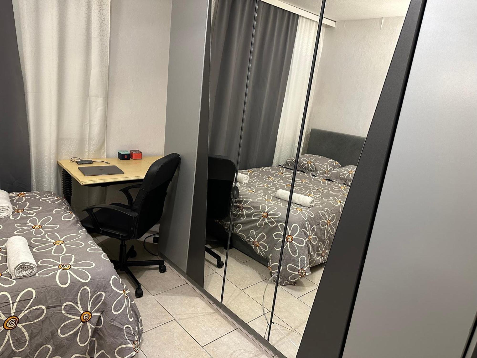 Schoenes Zimmer In Bahnhofsnaehe In Einer Wohnung Mit Grosser Terrasse Gießen Dış mekan fotoğraf